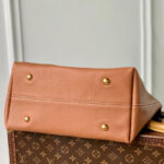 Louis Vuitton Low Key Hobo MM M24856 M24974 M25022